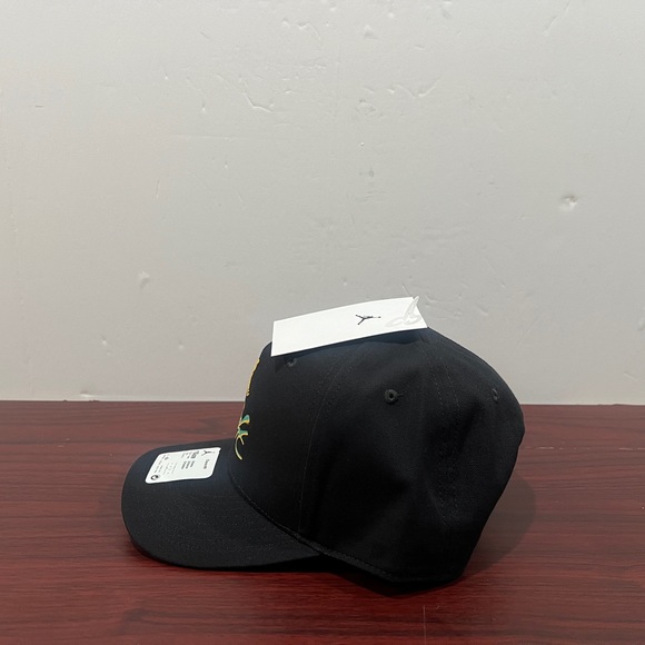 Air Jordan, Classic99 Hat, DV3151 010, Flight, Black, Yellow & Green - Picture 6 of 9